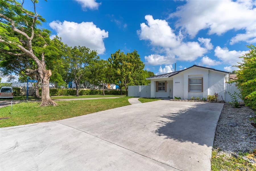 Property photo for 9999 NW 25th Terrace, Doral, FL
