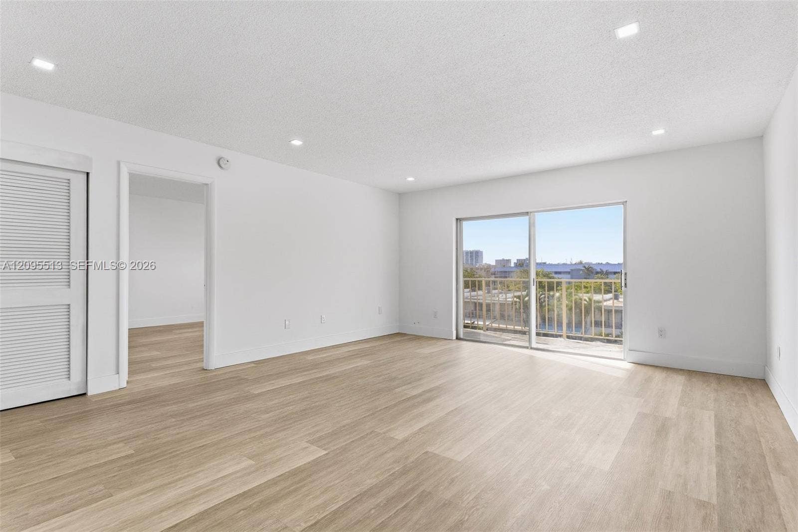 3770 NE 171st Street, #402, North Miami Beach, FL 33160 Photo 7