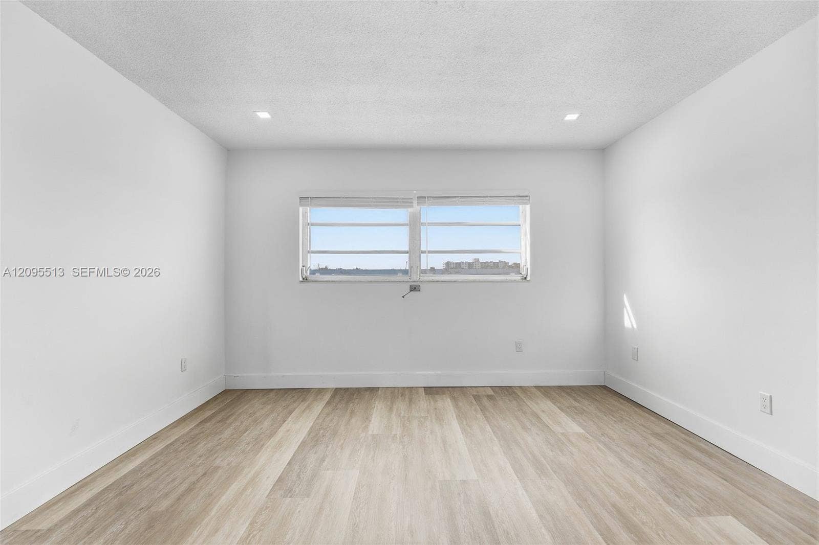 3770 NE 171st Street, #402, North Miami Beach, FL 33160 Photo 12