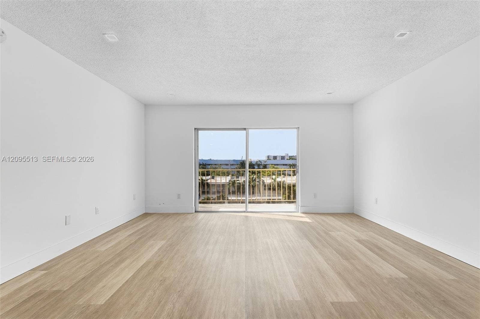 3770 NE 171st Street, #402, North Miami Beach, FL 33160 Photo 8