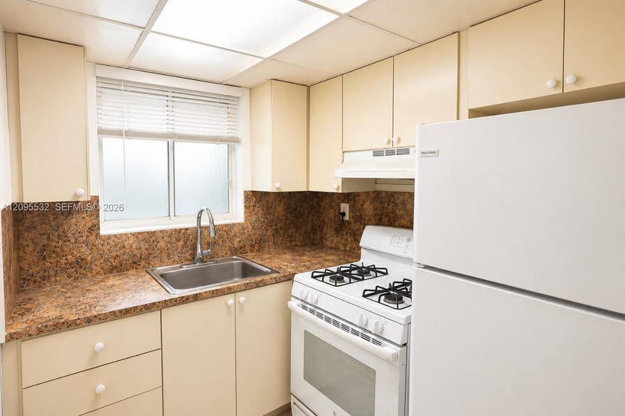 Property photo for 2799 E 4th Avenue, #7, Hialeah, FL