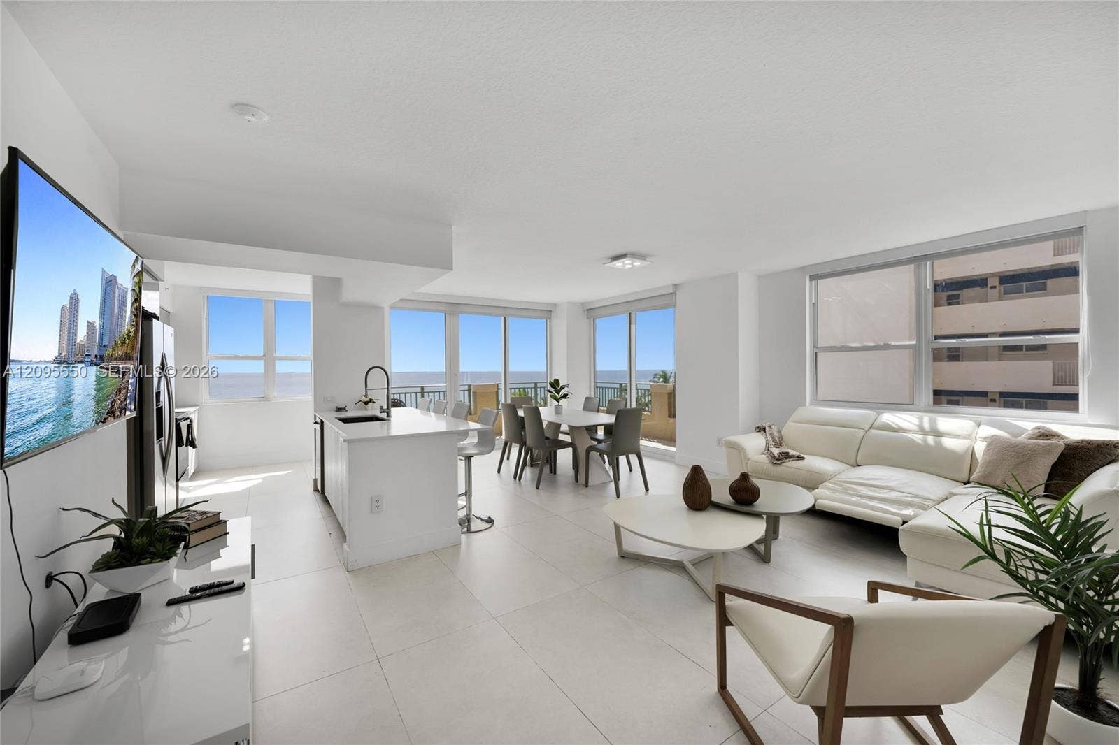 2080 S Ocean Drive, #511, Hallandale Beach, FL 33009 Photo 3