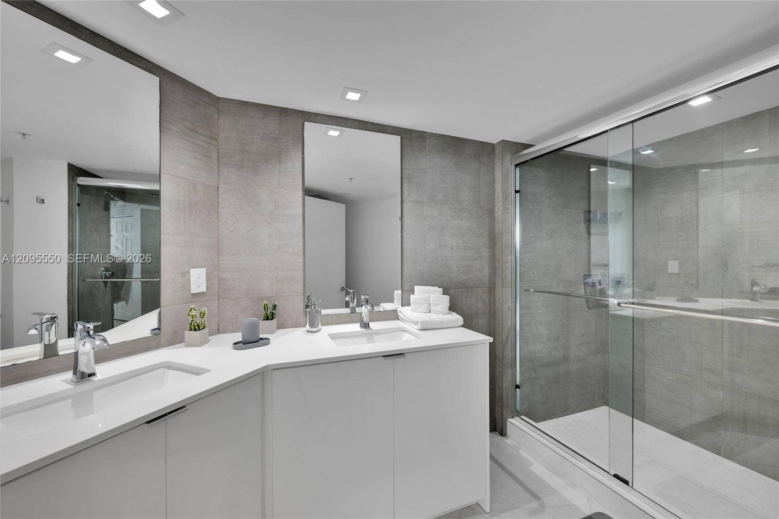 2080 S Ocean Drive, #511, Hallandale Beach, FL 33009 Photo 17