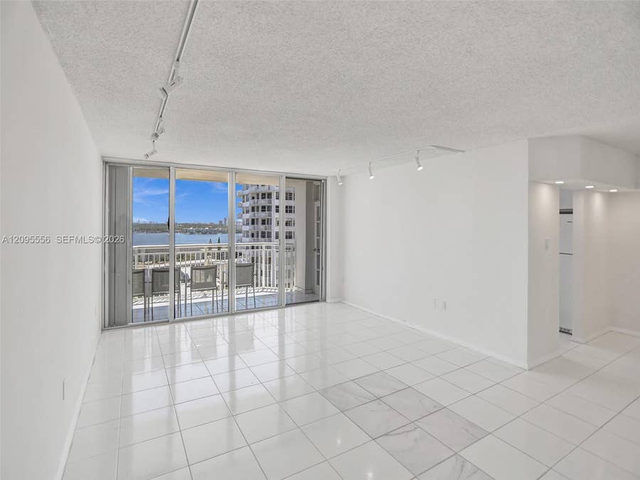 Property photo for 18071 Biscayne Boulevard, #1701, Aventura, FL