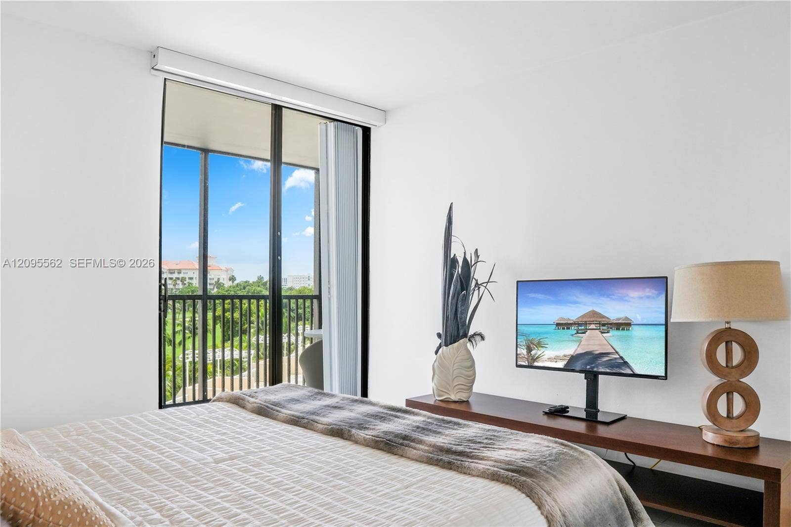 20379 W Country Club Drive, #536, Aventura, FL 33180 2nd Bedroom