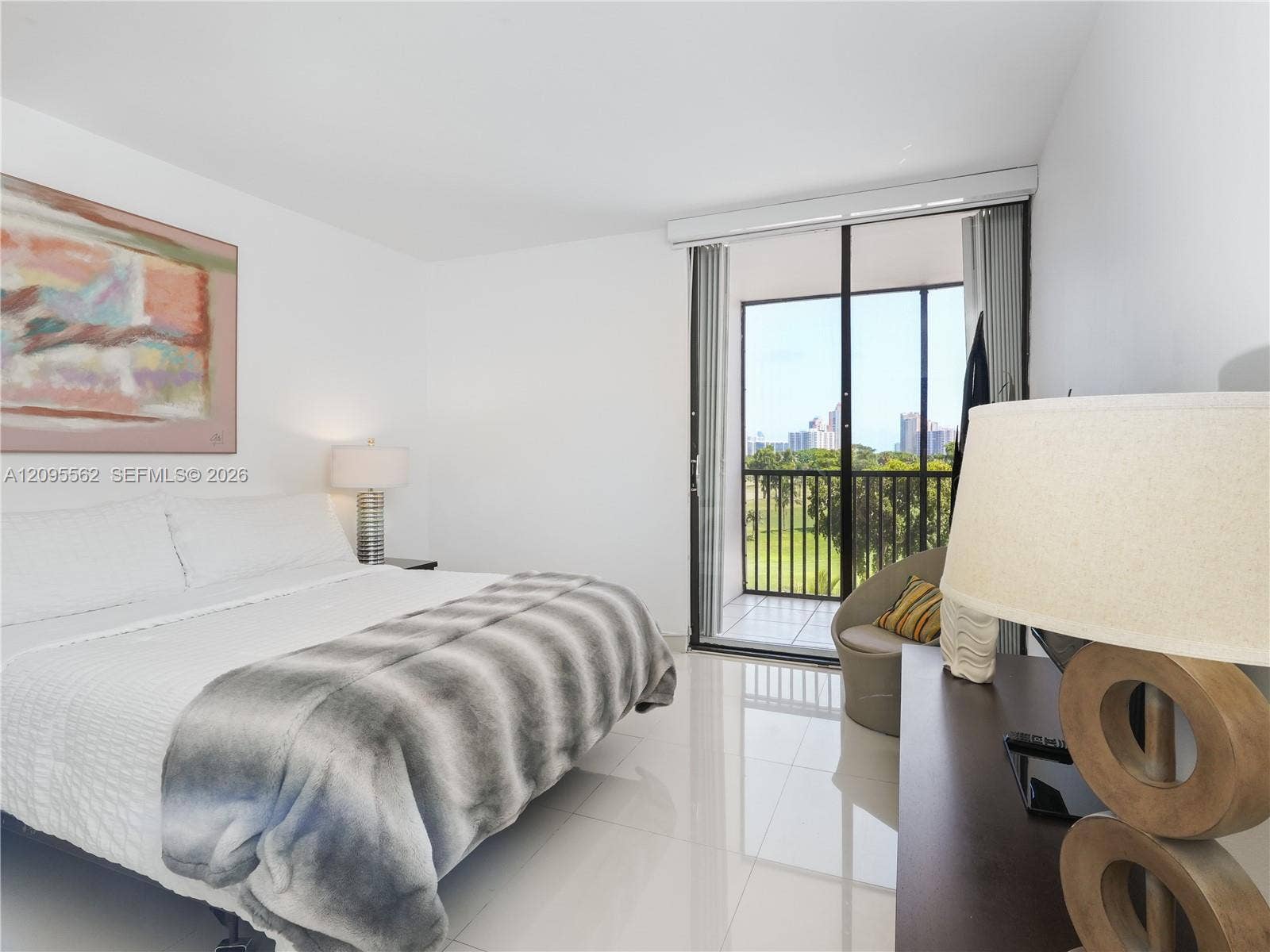 20379 W Country Club Drive, #536, Aventura, FL 33180 2nd Bederoom