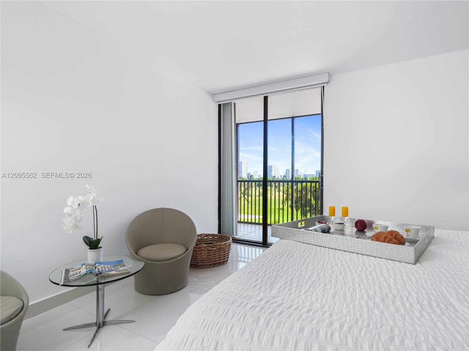 20379 W Country Club Drive, #536, Aventura, FL 33180 Master Bedroom