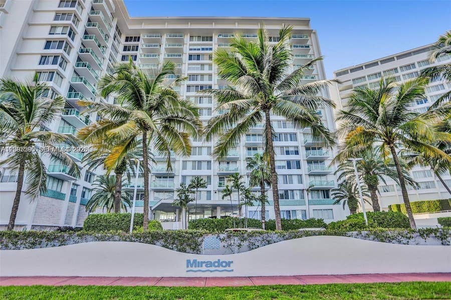 Property photo for 1000 West Avenue, #1431, Miami Beach, FL