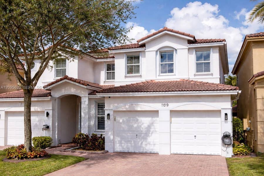 Property photo for Doral, FL