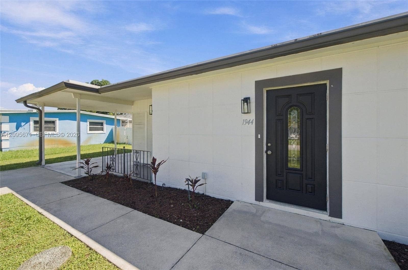 1944 Baythorne Road, West Palm Beach, FL 33415 Photo 4