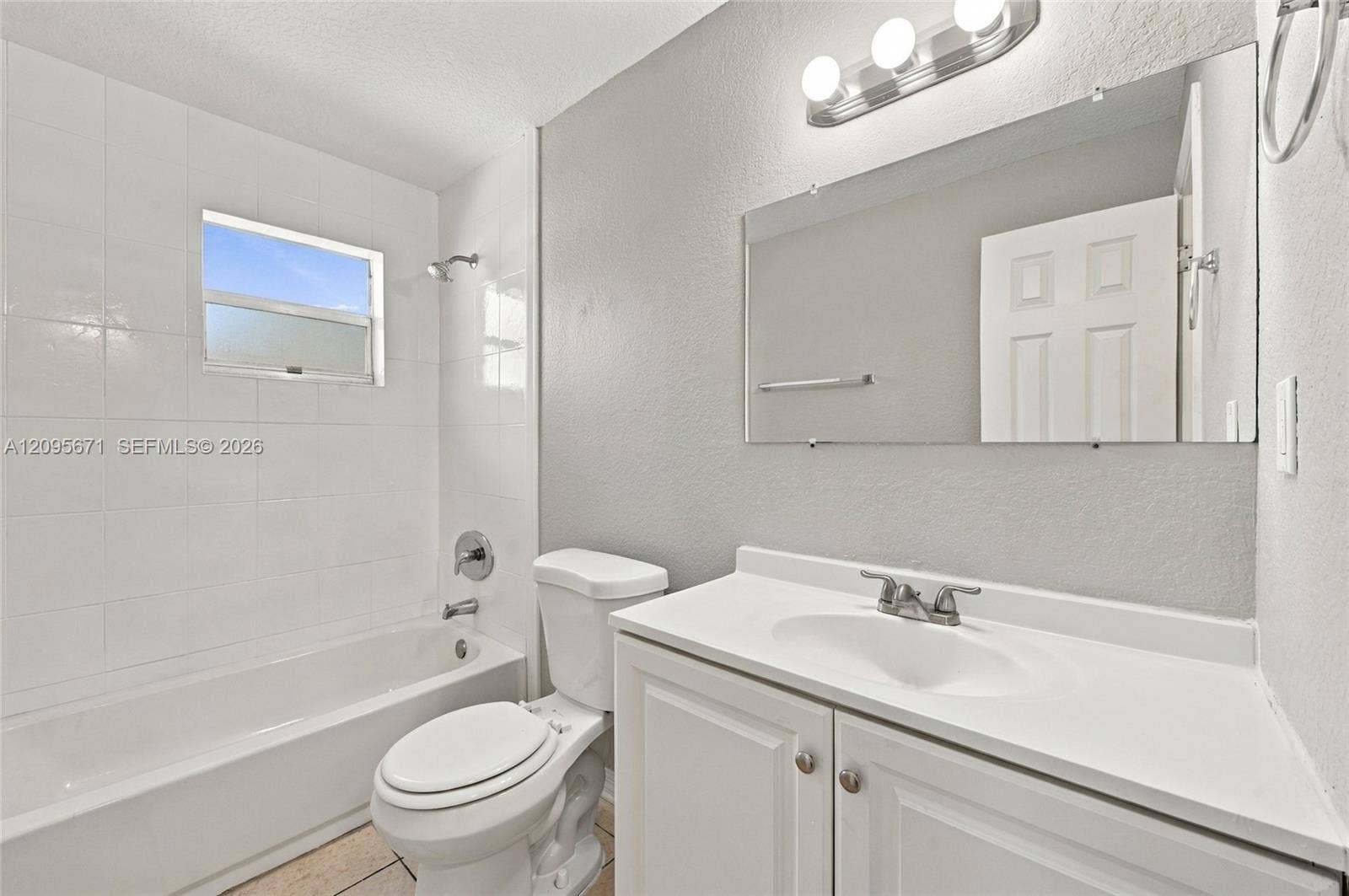 1944 Baythorne Road, West Palm Beach, FL 33415 Photo 14