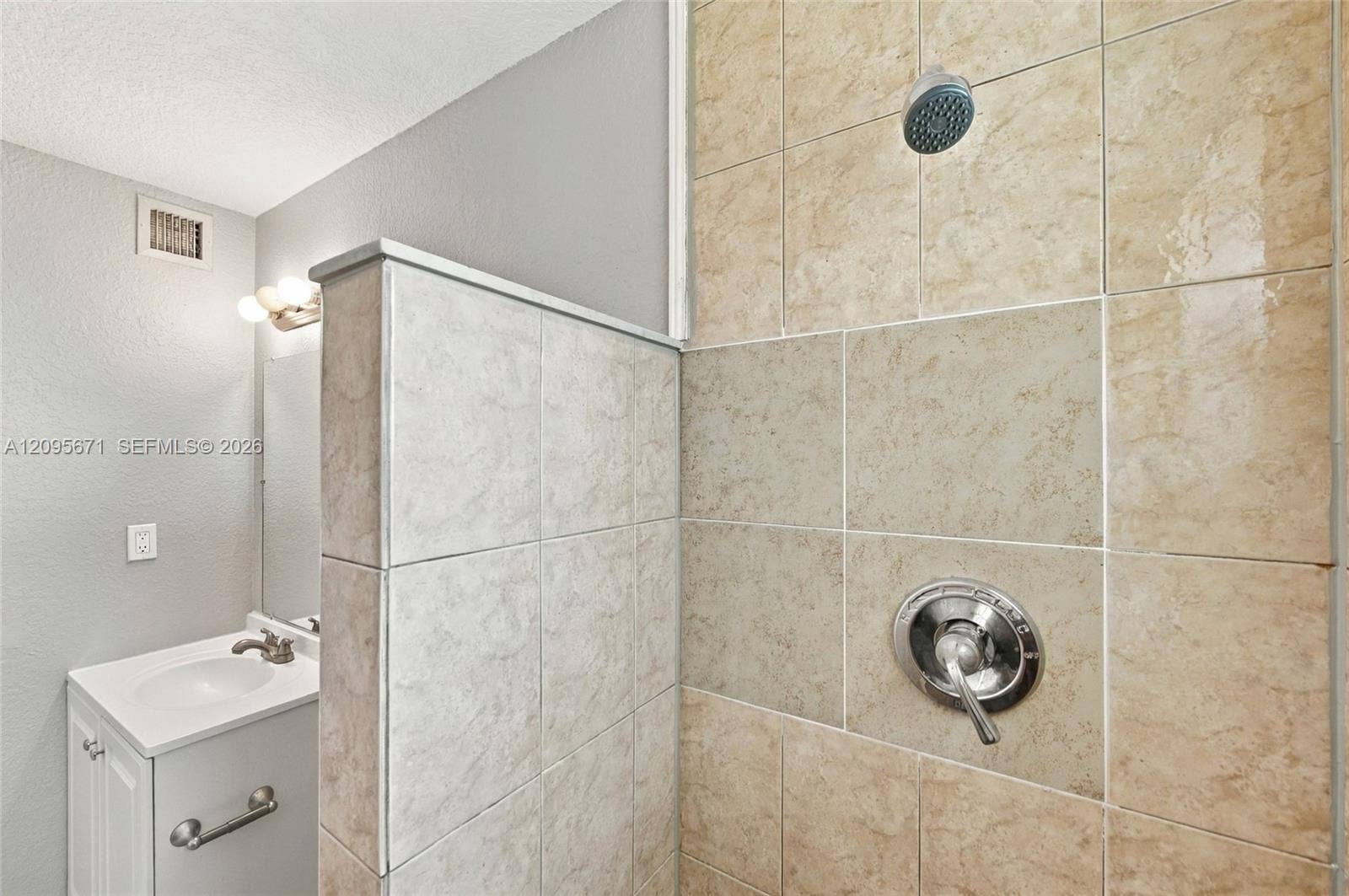 1944 Baythorne Road, West Palm Beach, FL 33415 Photo 19