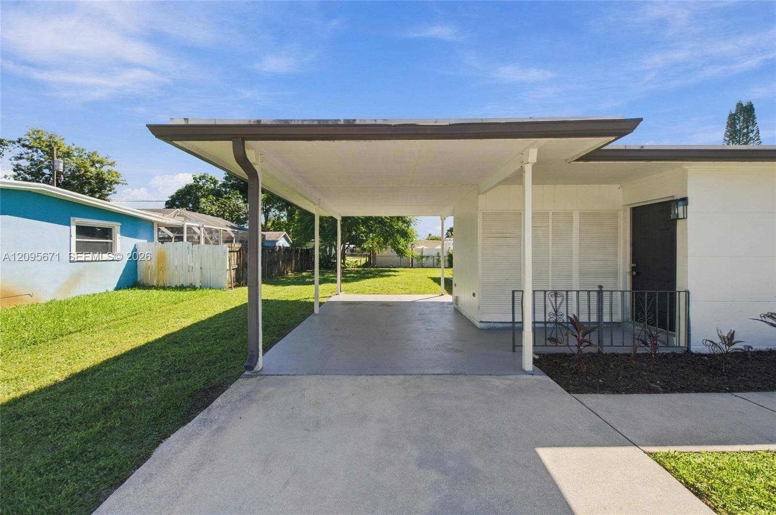 1944 Baythorne Road, West Palm Beach, FL 33415 Photo 3
