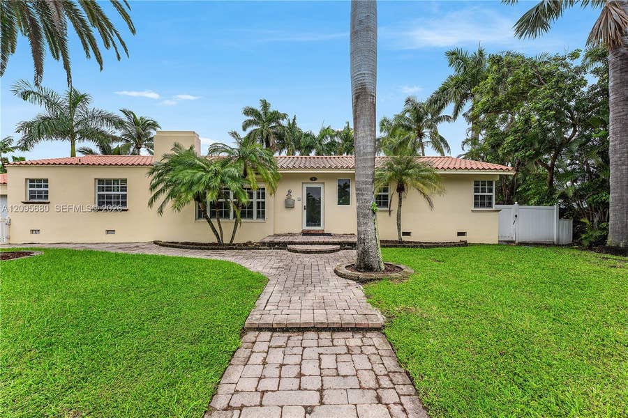 Property photo for 711 Tyler Street, Hollywood, FL