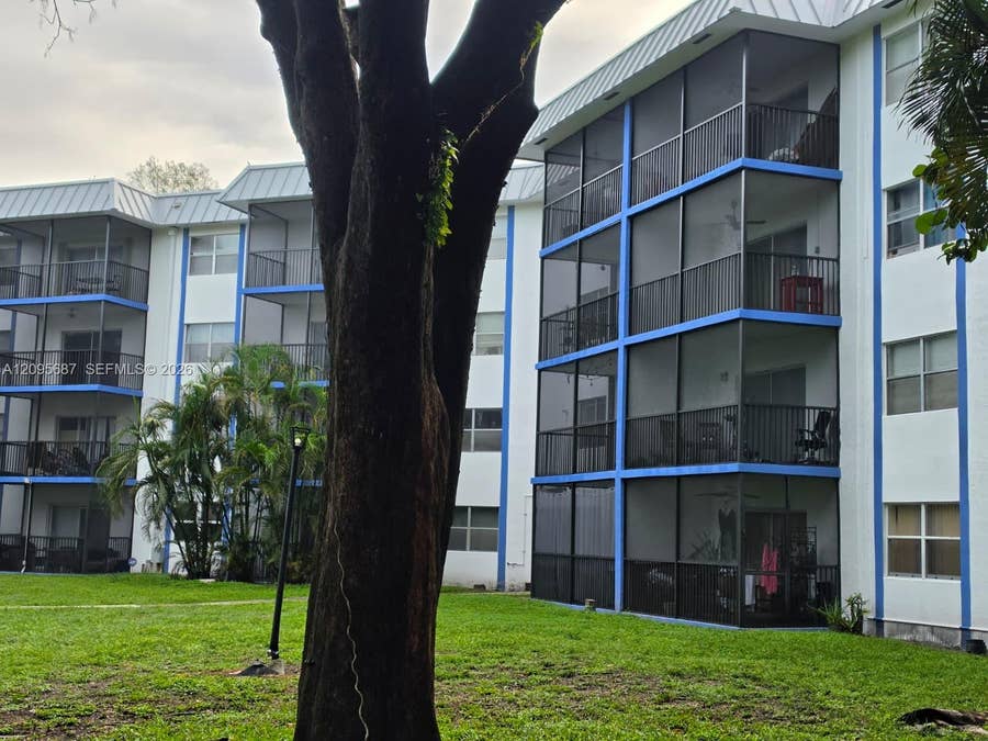 Property photo for 5961 N Falls Cir Drive, #109, Lauderhill, FL
