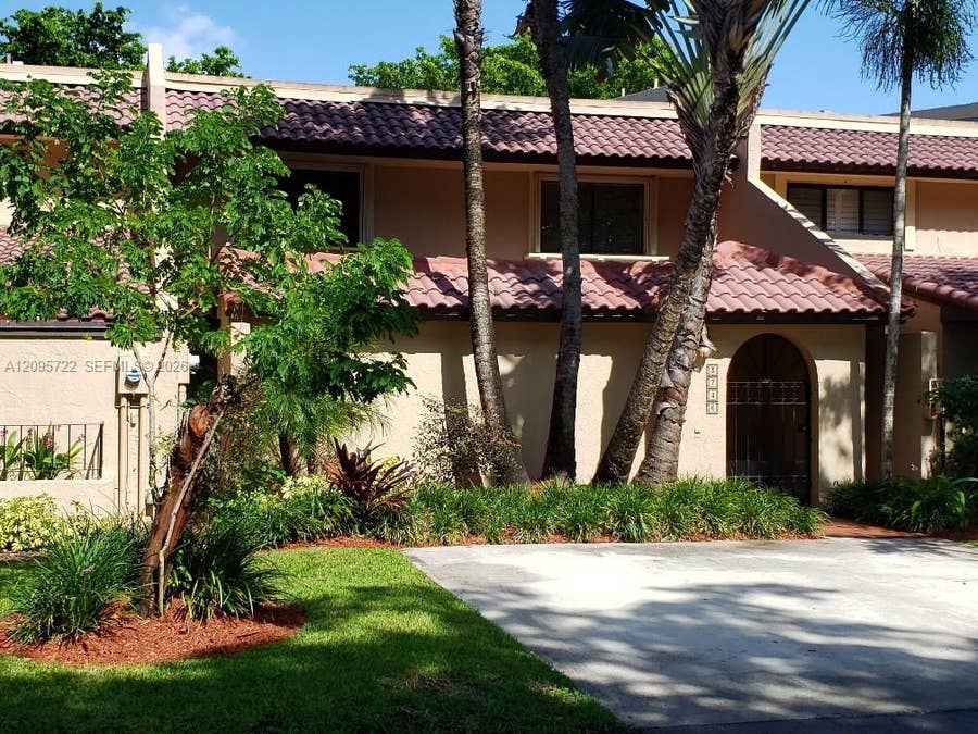 Property photo for 3746 Alcantara Avenue, #70-D, Doral, FL