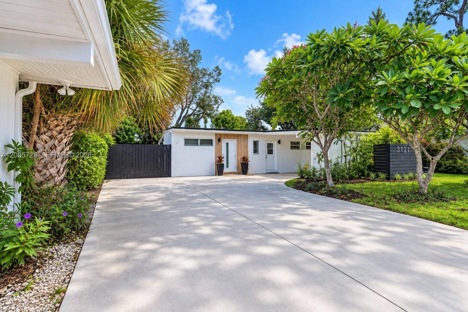 3121 SW 15th Court, Fort Lauderdale, FL 33312 Photo 3