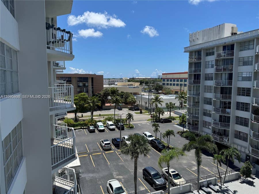Property photo for 16740 NE 9th Avenue, #608, North Miami Beach, FL