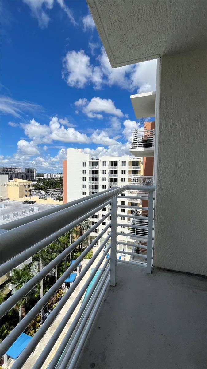 18800 NE 29th Avenue, #1023, Aventura, FL 33180 Photo 30