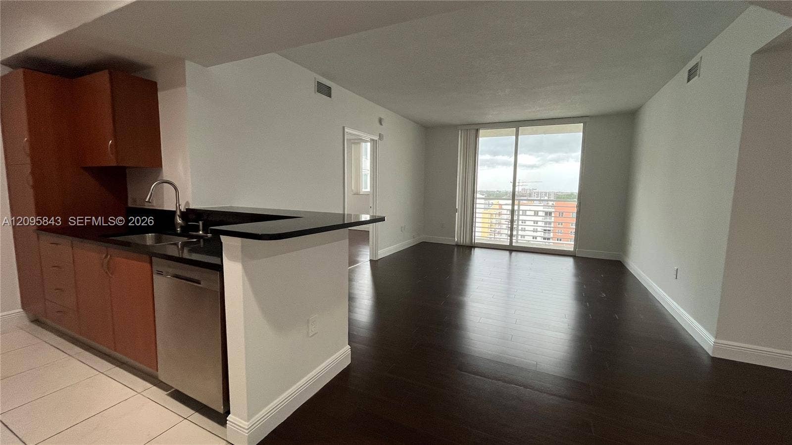 18800 NE 29th Avenue, #1023, Aventura, FL 33180 Photo 9