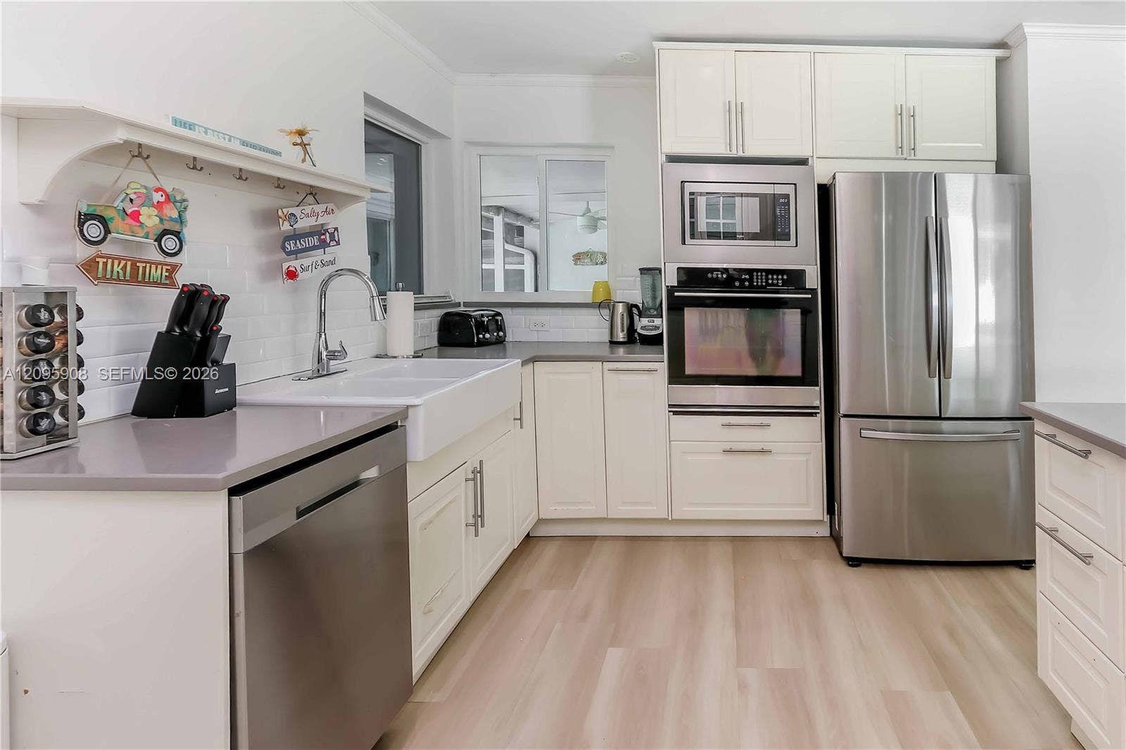 955 Van Buren Street, Hollywood, FL 33019 Photo 8