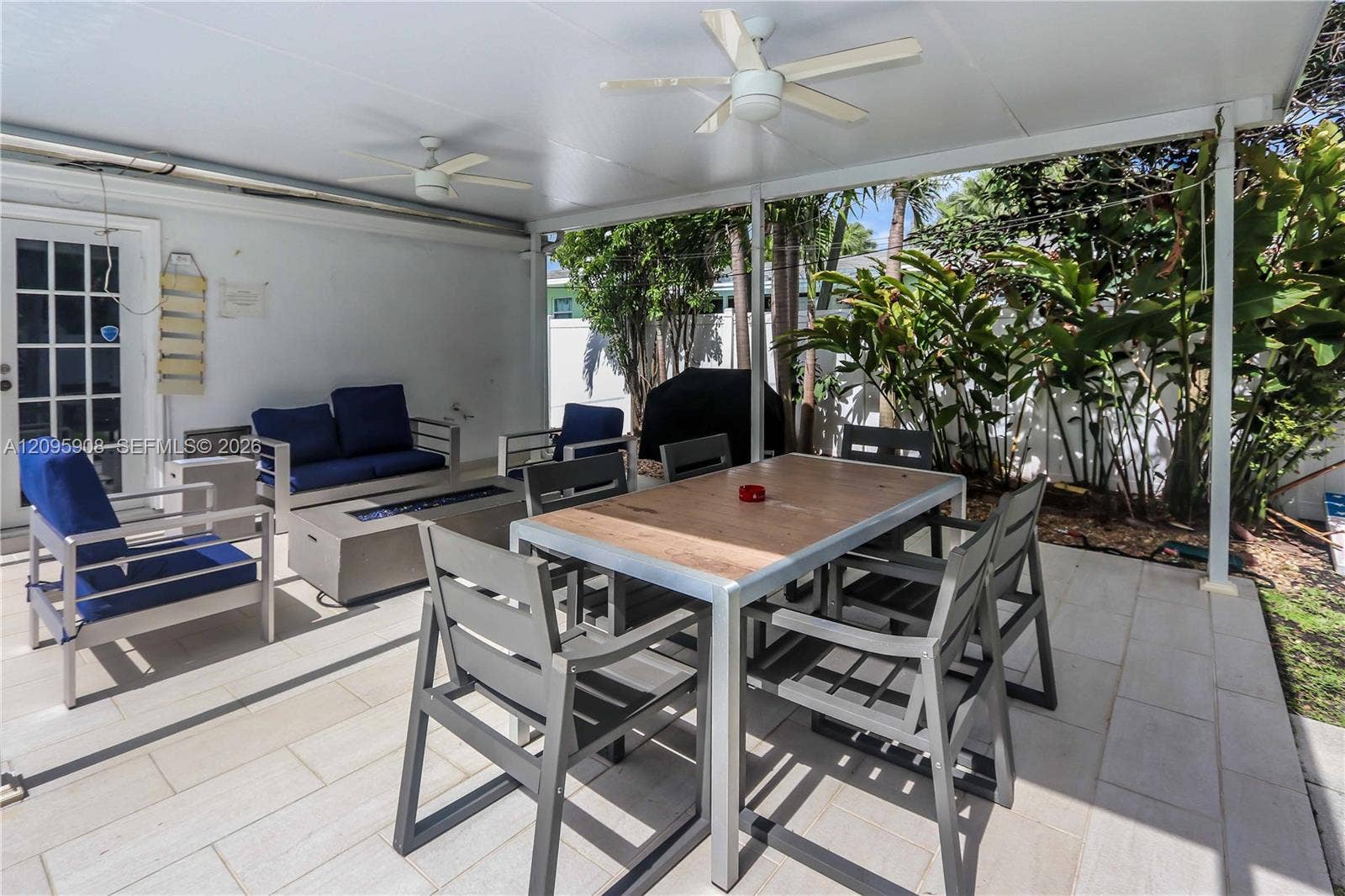 955 Van Buren Street, Hollywood, FL 33019 Photo 27