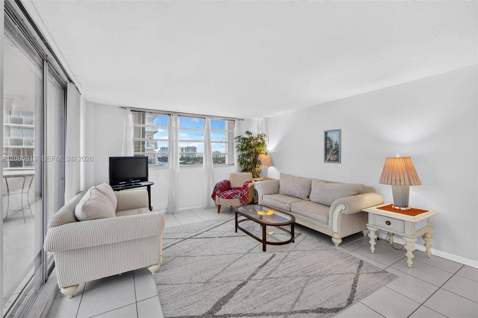 1833 S Ocean Drive, #1202, Hallandale Beach, FL 33009 Photo 6