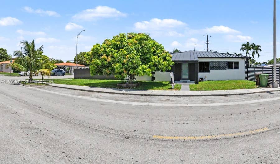 Property photo for 331 W 40th Place, Hialeah, FL
