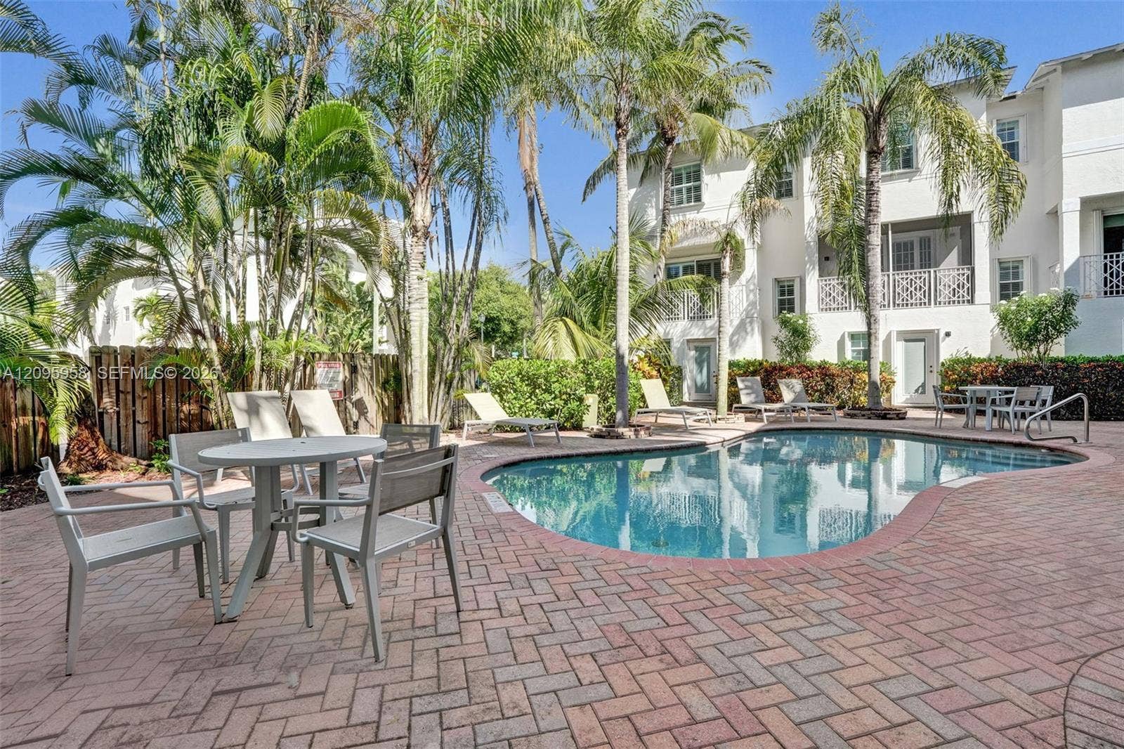 1212 W Las Olas Boulevard, Fort Lauderdale, FL 33312 Photo 37