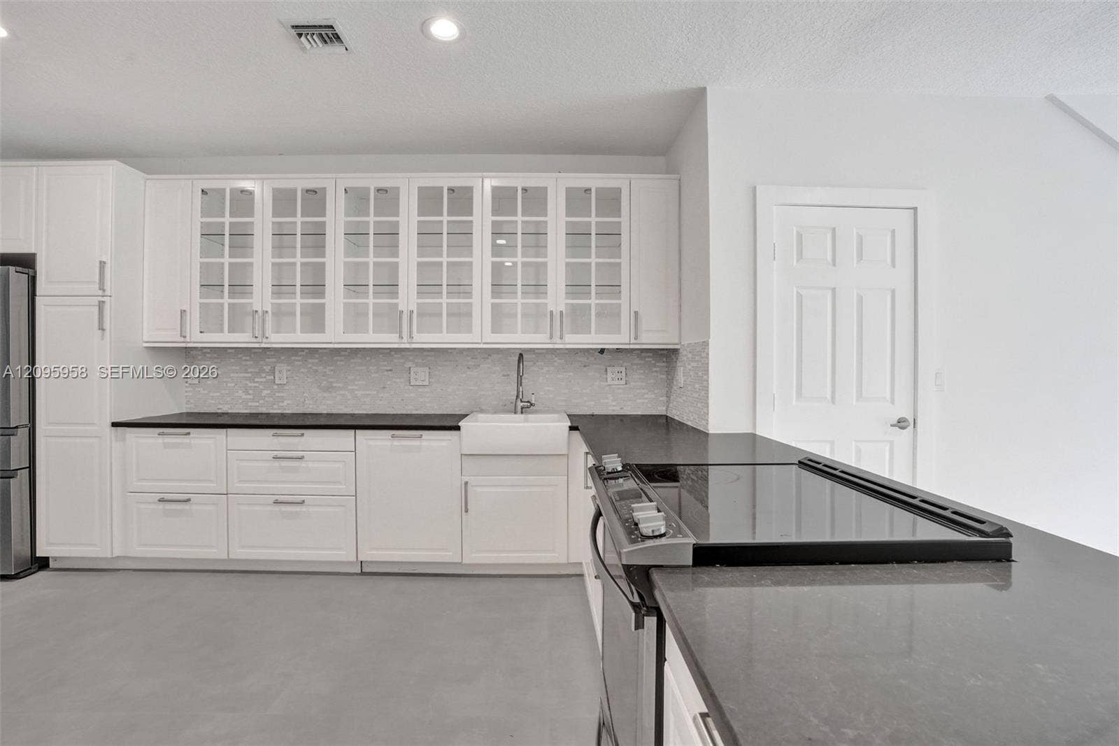 1212 W Las Olas Boulevard, Fort Lauderdale, FL 33312 Photo 3