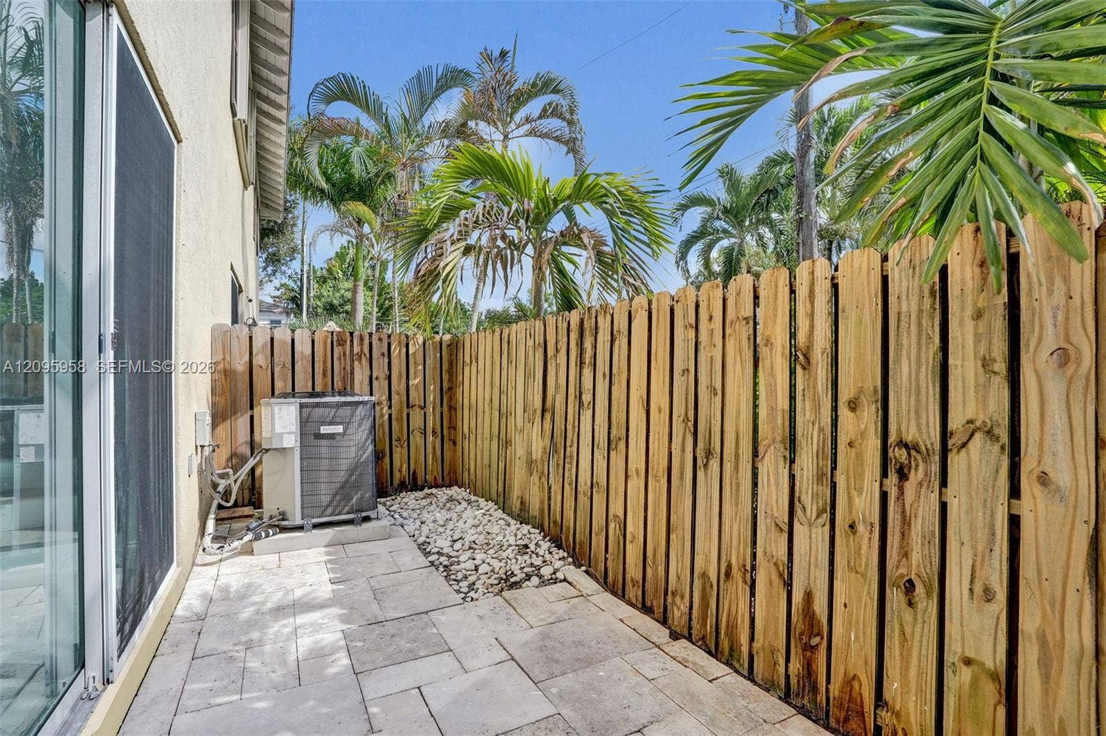 1212 W Las Olas Boulevard, Fort Lauderdale, FL 33312 Photo 29