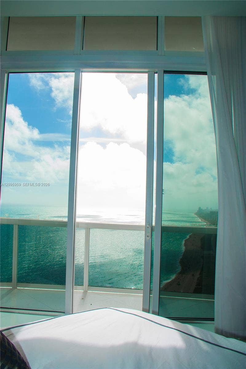 15811 Collins Avenue, #4306, Sunny Isles Beach, FL 33160 Photo 3