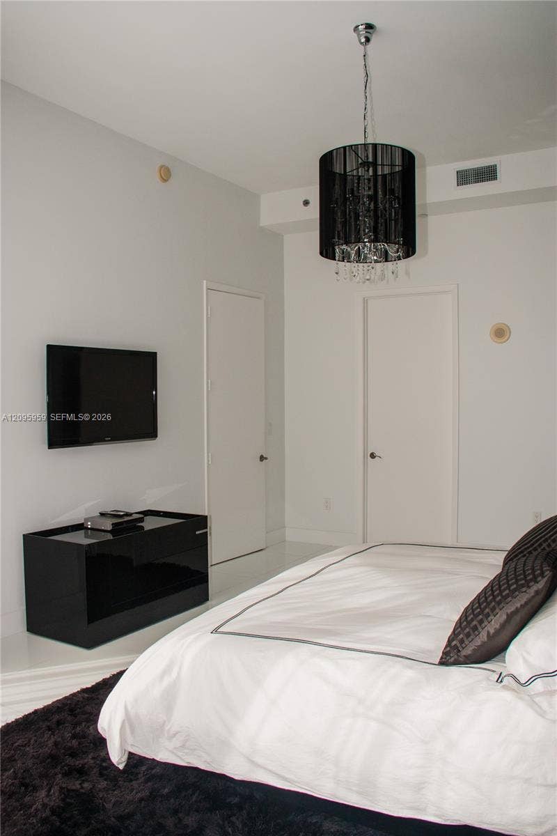 15811 Collins Avenue, #4306, Sunny Isles Beach, FL 33160 Photo 5