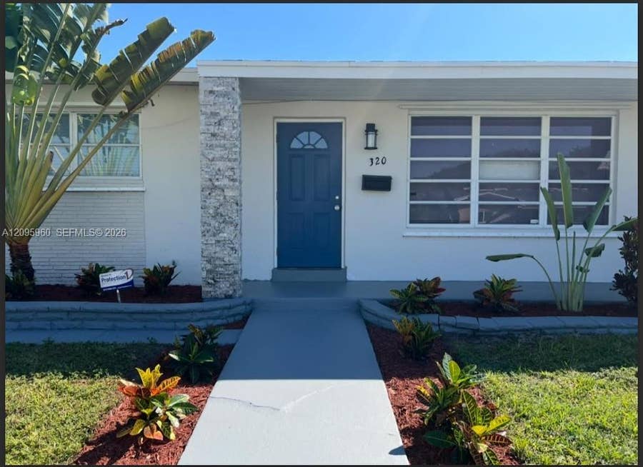 Property photo for 320 SW 7th Court, Hallandale Beach, FL
