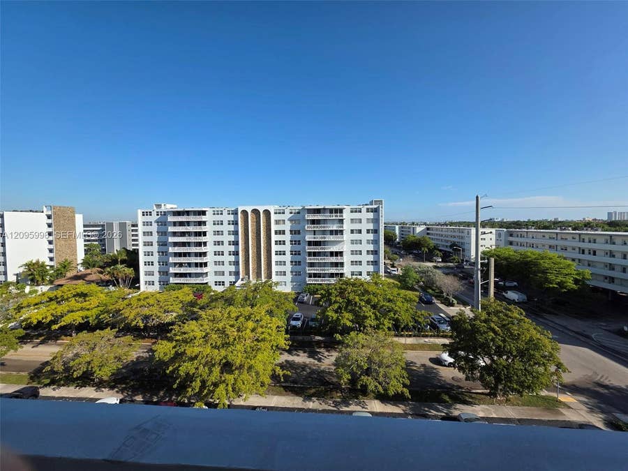 Property photo for 319 NE 14th Avenue, #702, Hallandale Beach, FL