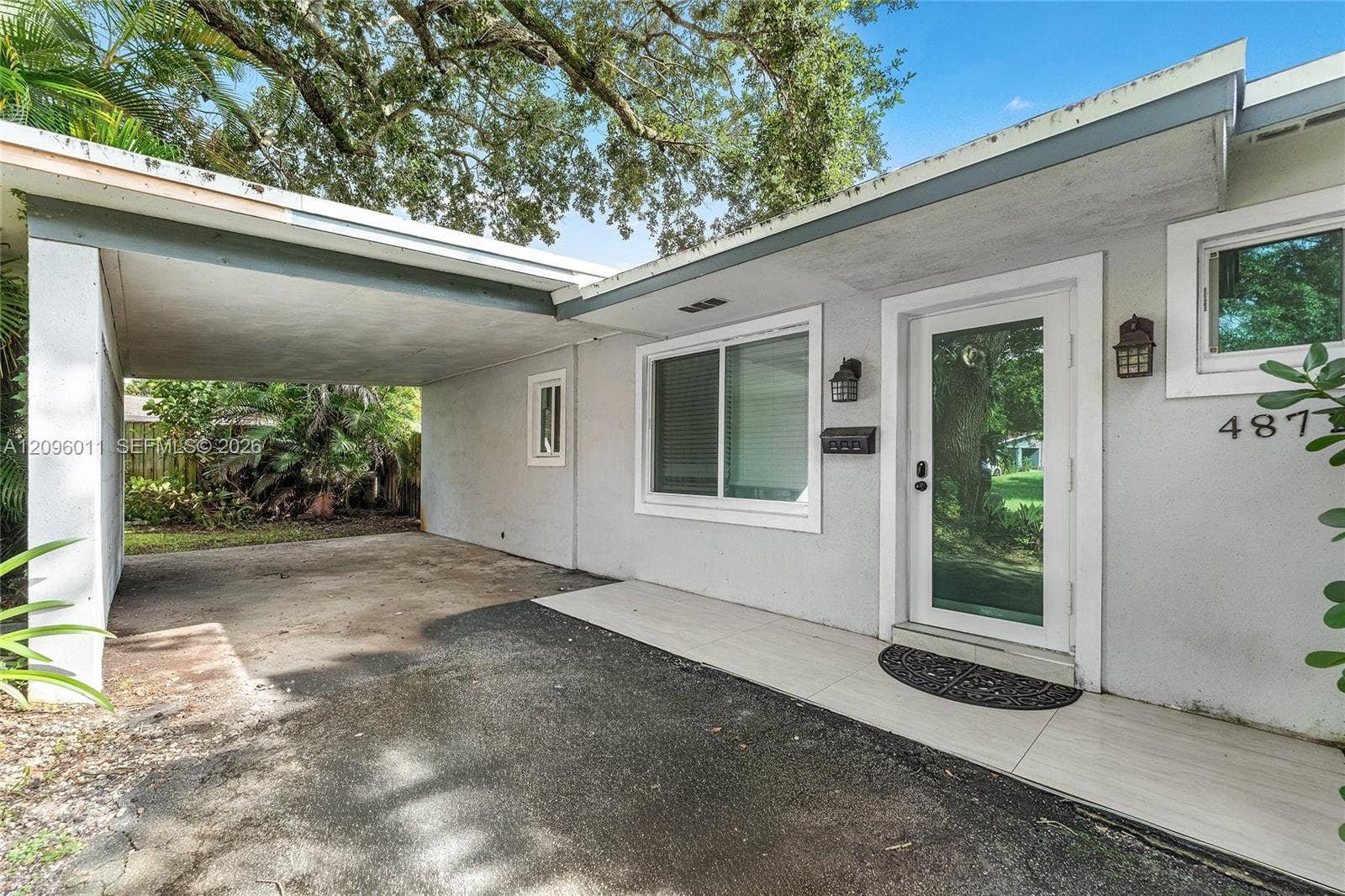 4872 NW 1st Court, Plantation, FL 33317 Attached Car Port