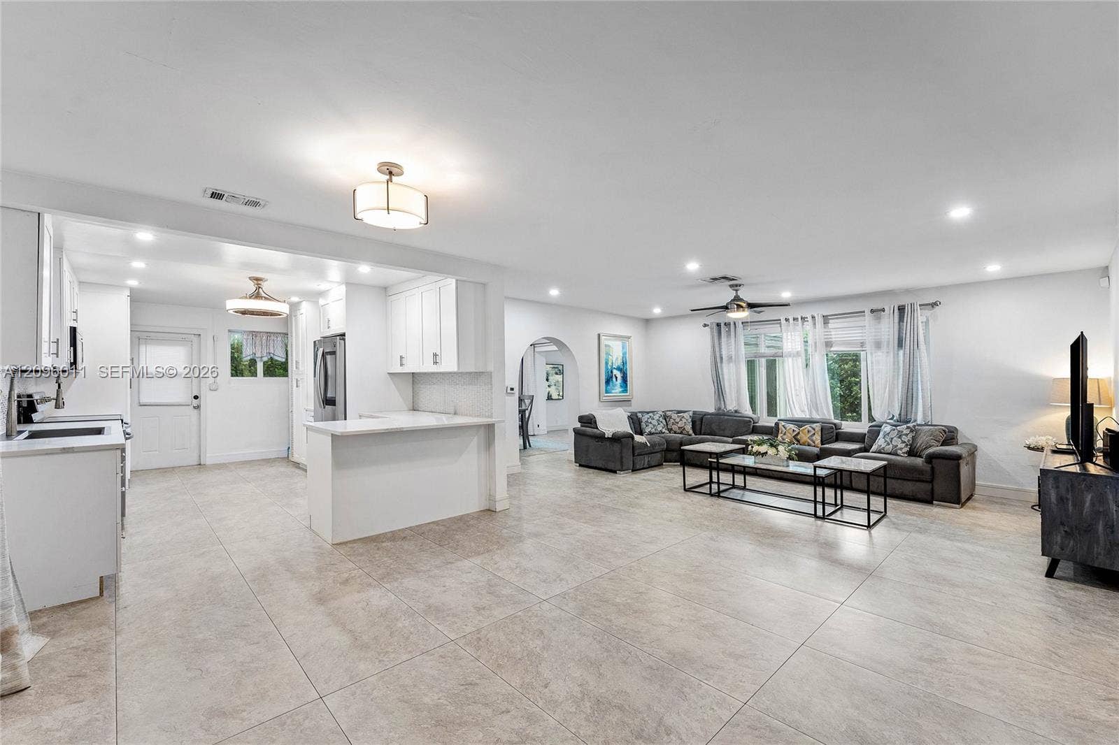 4872 NW 1st Court, Plantation, FL 33317 Photo 4