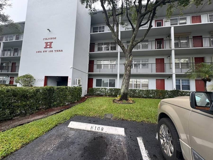Property photo for 1401 SW 135th Terrace, #108H, Pembroke Pines, FL