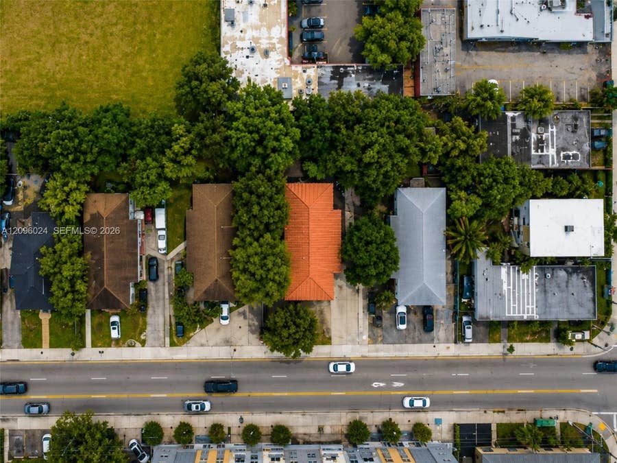 Property photo for 960 SW 7 Street, Miami, FL