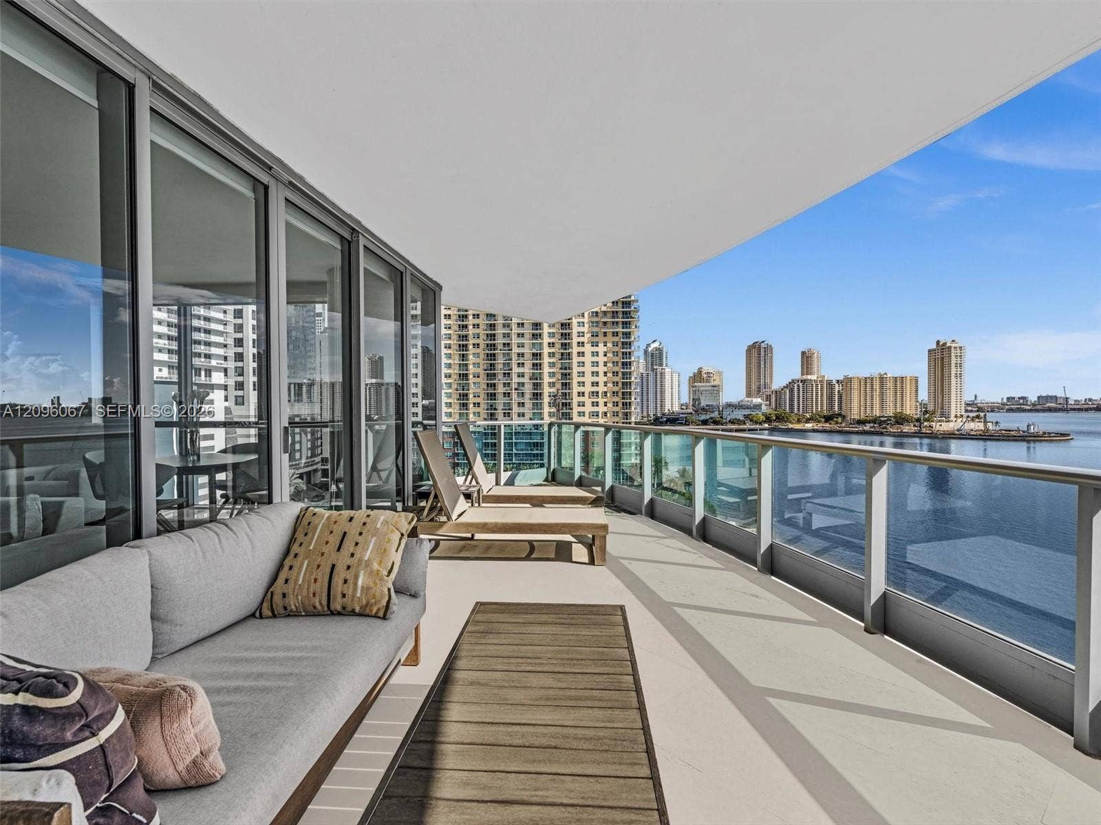 1331 Brickell Bay Drive, #901, Miami, FL 33131 Photo 22