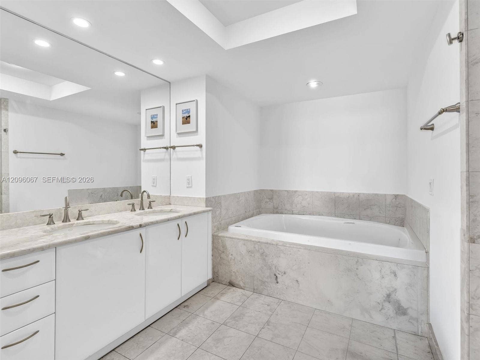 1331 Brickell Bay Drive, #901, Miami, FL 33131 Photo 31