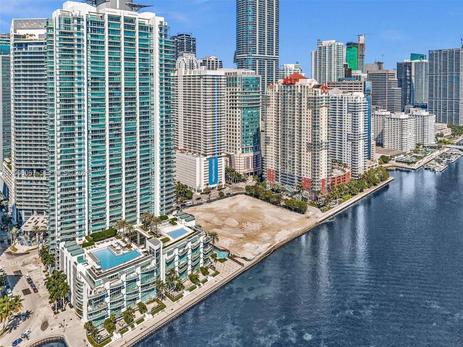 1331 Brickell Bay Drive, #901, Miami, FL 33131 Photo 52