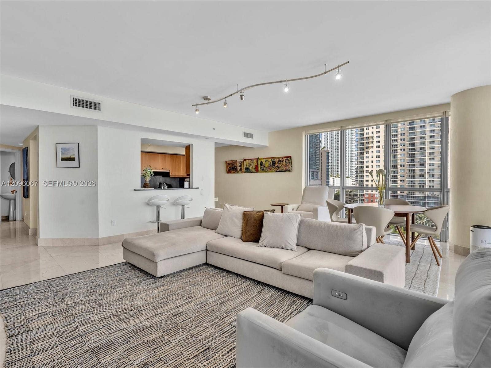 1331 Brickell Bay Drive, #901, Miami, FL 33131 Photo 7