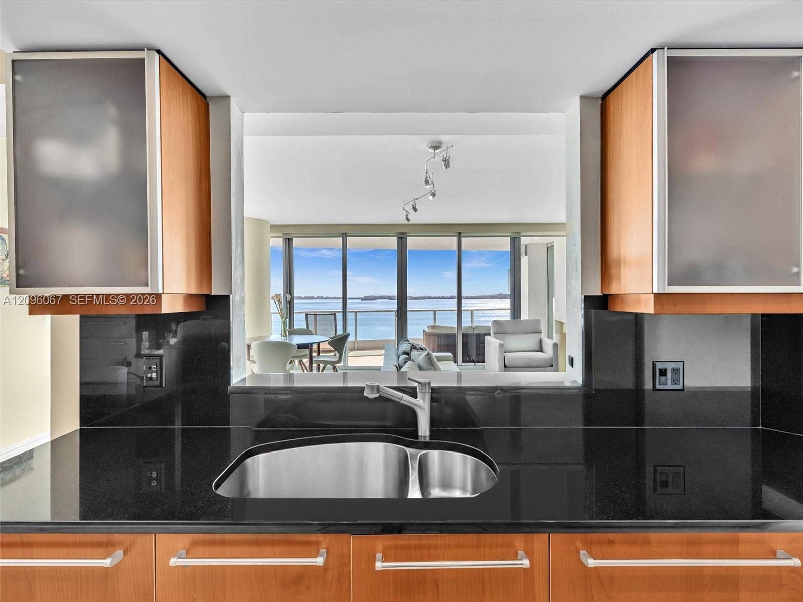 1331 Brickell Bay Drive, #901, Miami, FL 33131 Photo 15