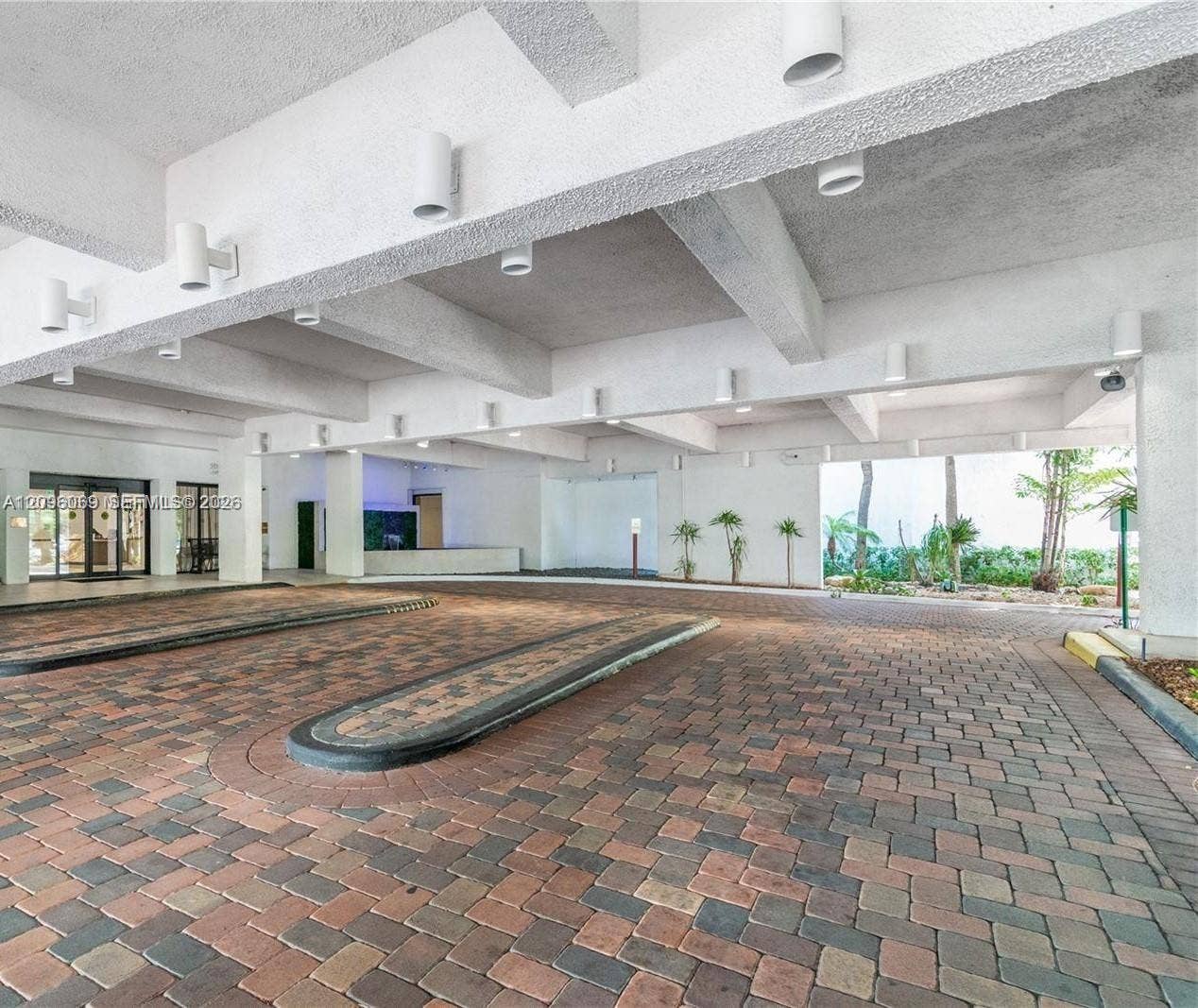 20355 NE 34th Court, #1925, Aventura, FL 33180 Photo 17