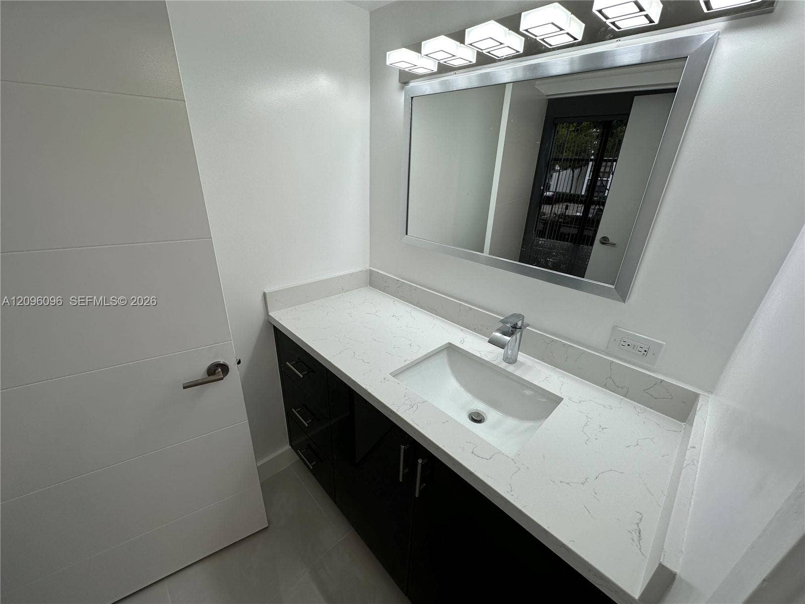 16919 N Bay Road, #215, Sunny Isles Beach, Sunny Isles Beach, FL 33160 Photo 28