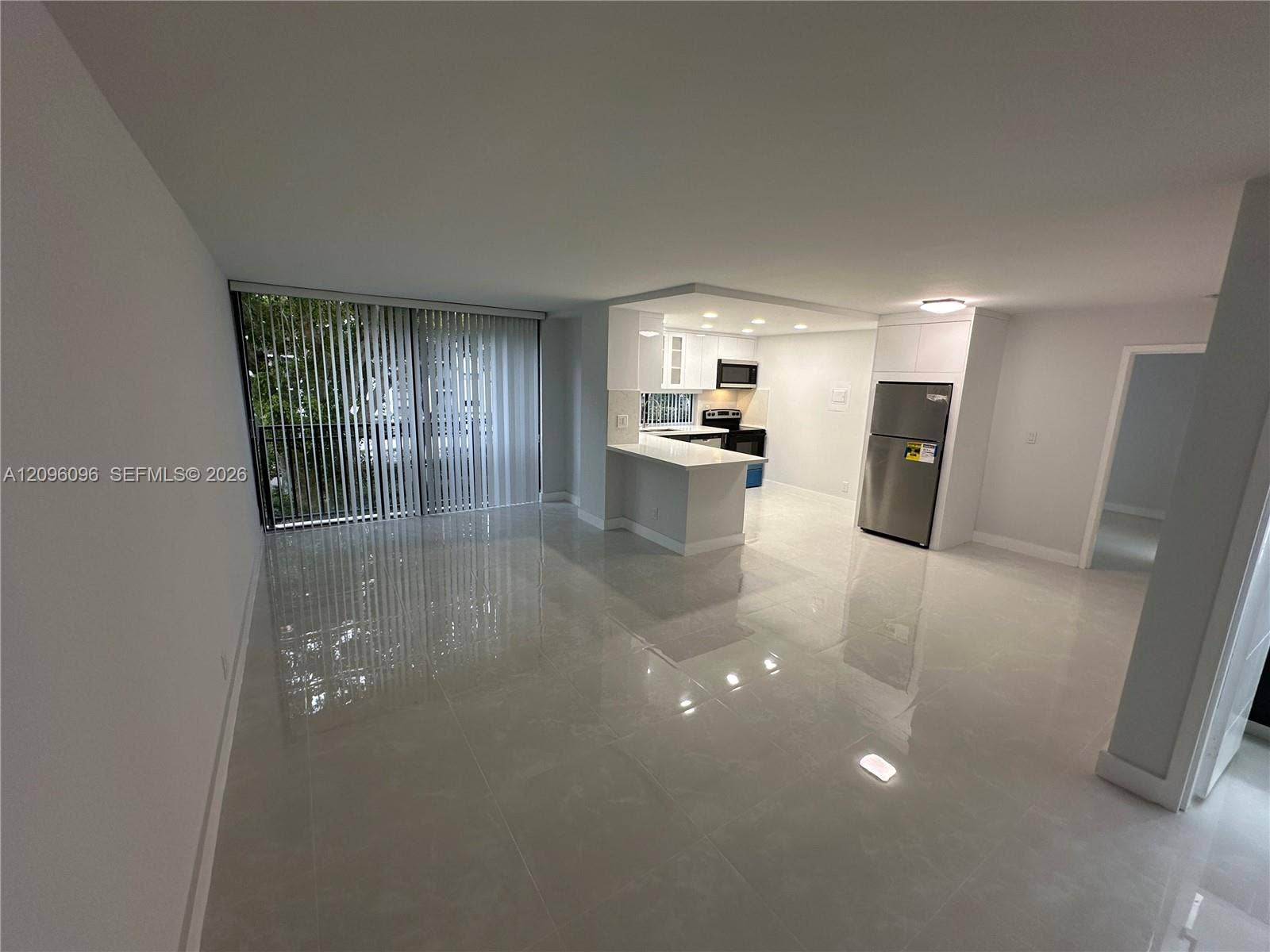 16919 N Bay Road, #215, Sunny Isles Beach, Sunny Isles Beach, FL 33160 Photo 7