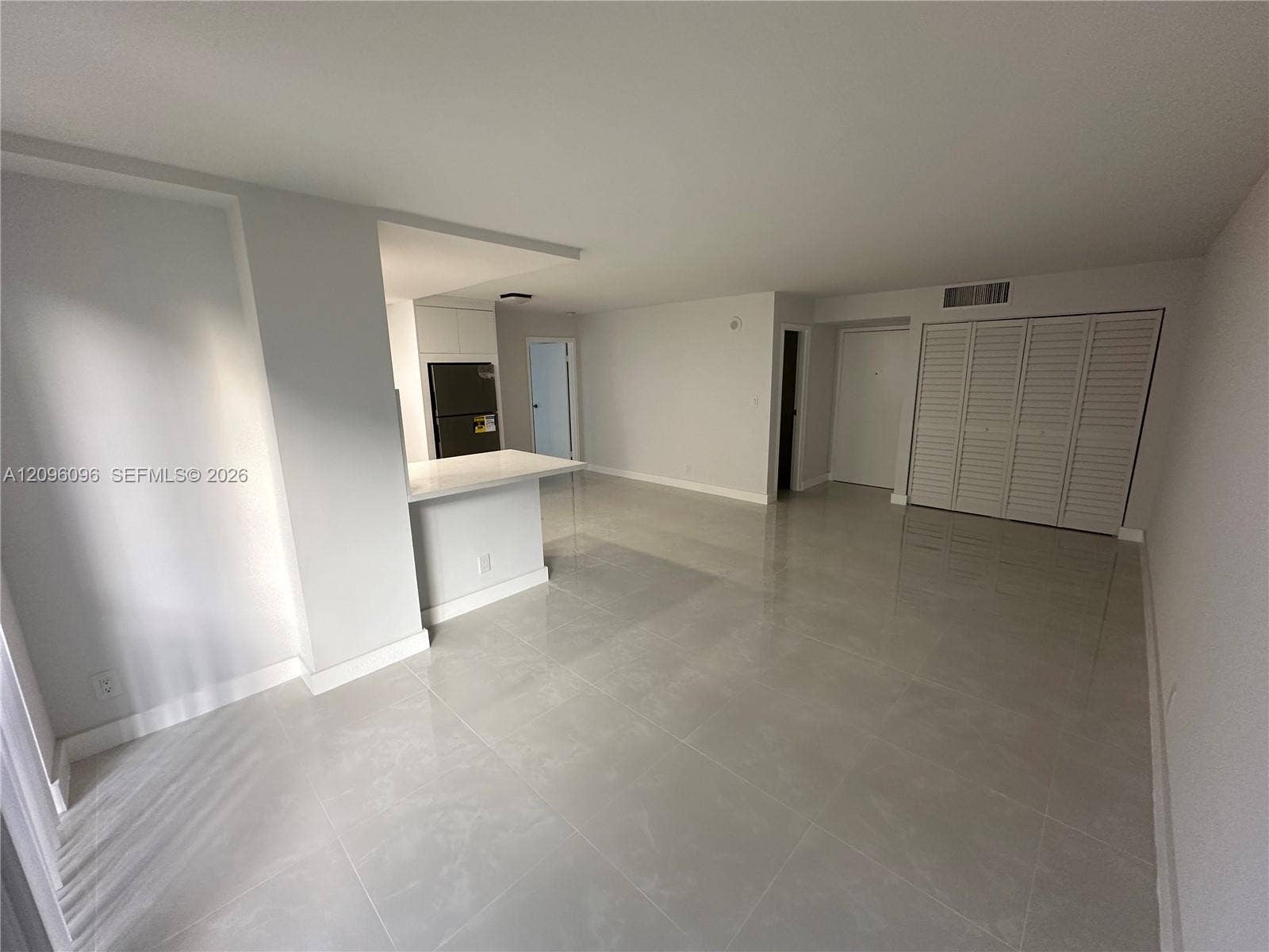 16919 N Bay Road, #215, Sunny Isles Beach, Sunny Isles Beach, FL 33160 Photo 13
