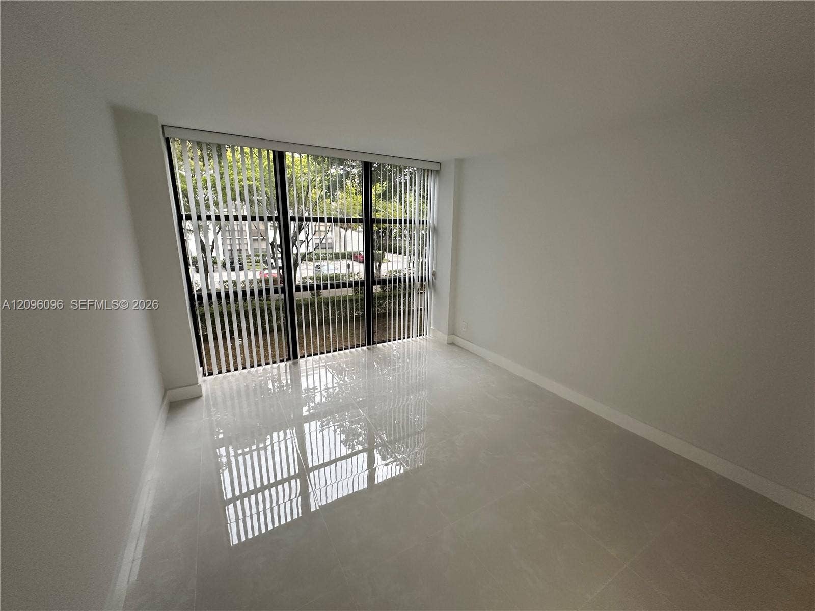 16919 N Bay Road, #215, Sunny Isles Beach, Sunny Isles Beach, FL 33160 Photo 23