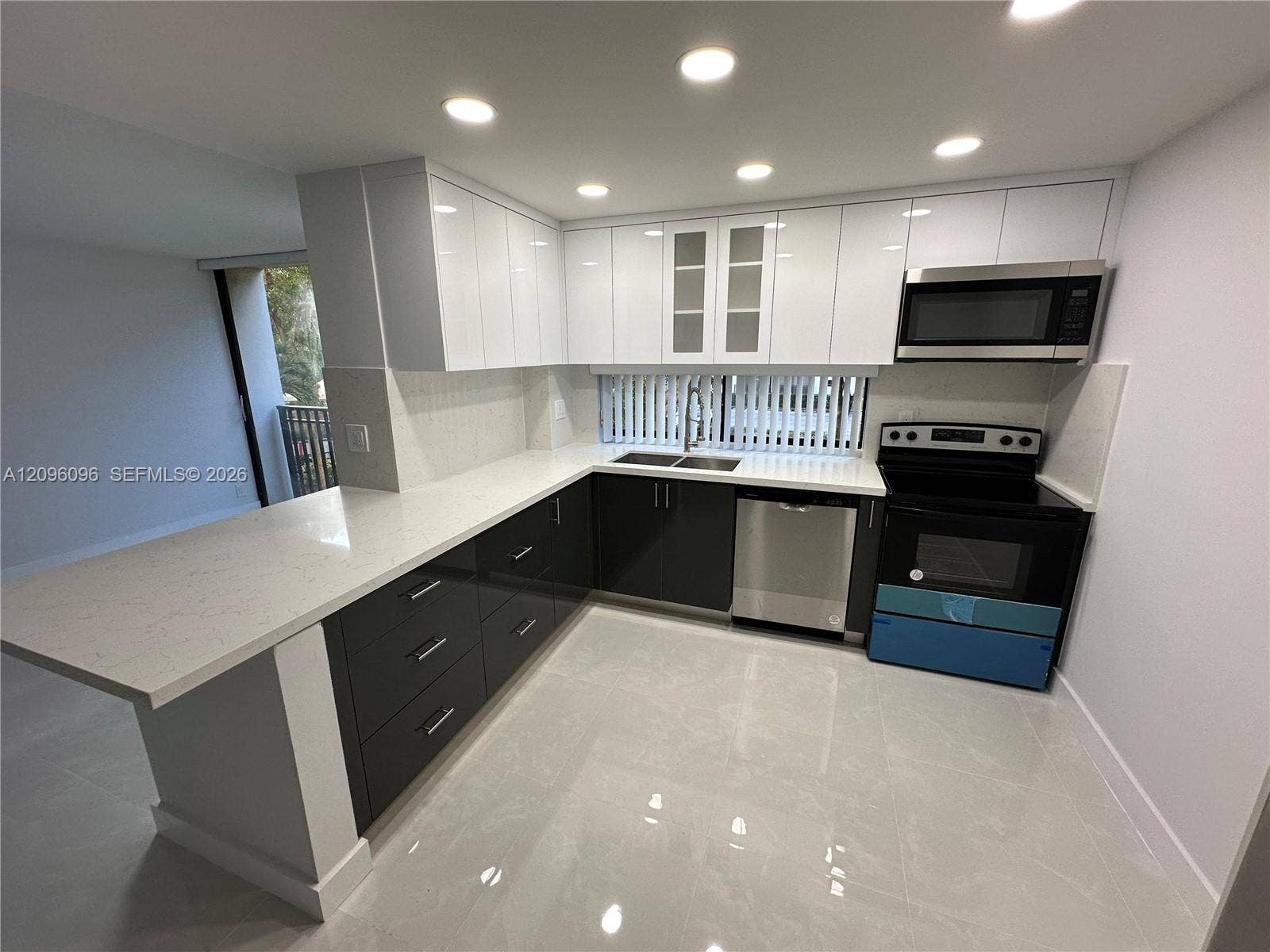16919 N Bay Road, #215, Sunny Isles Beach, Sunny Isles Beach, FL 33160 Photo 19